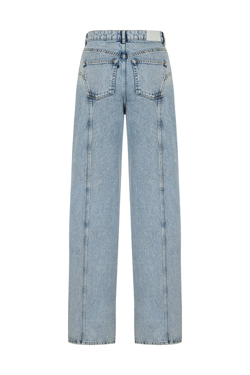 Alessia Jeans